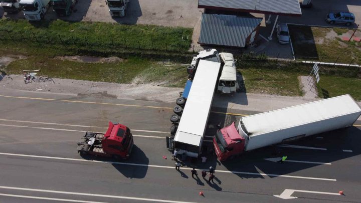 What to Do After a Delivery Truck Accident in Los Angeles